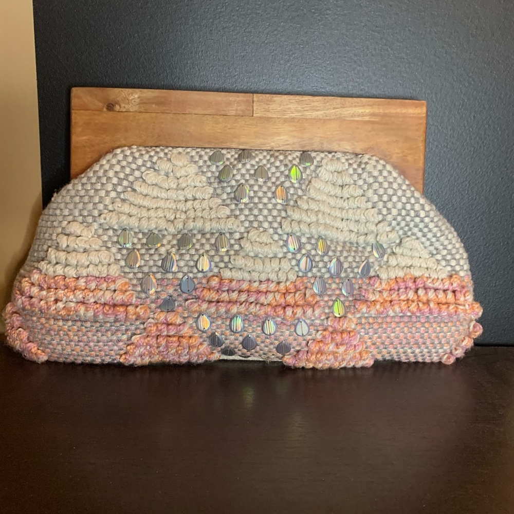 Vici clutch, NEW
